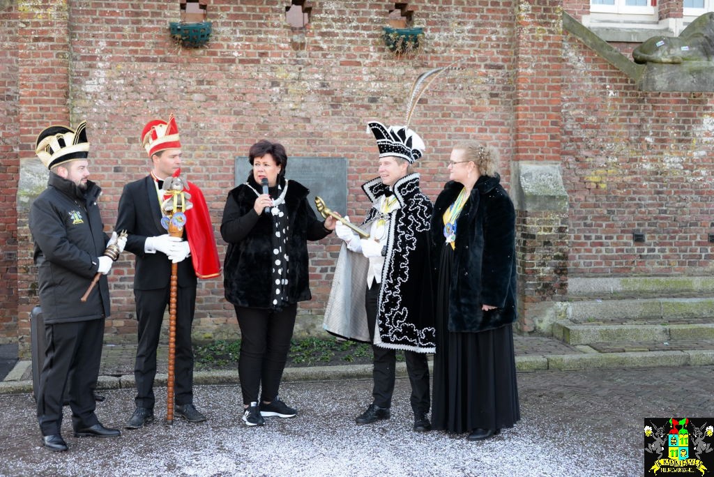 ../Images/Sleuteloverdracht 044.jpg